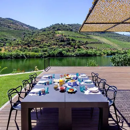 Quinta De Merouco - Do Rolapipas * Alijó